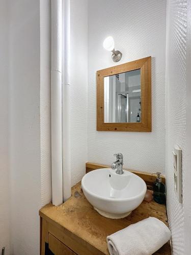 Photo de la galerie de l'établissement Grand T2 très fonctionnel à deux pas du centre - Morel Ladeuil, à Clermont-Ferrand