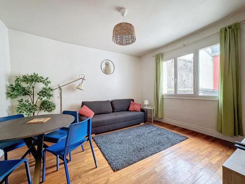 Photo de la galerie de l'établissement Grand T2 très fonctionnel à deux pas du centre - Morel Ladeuil, à Clermont-Ferrand