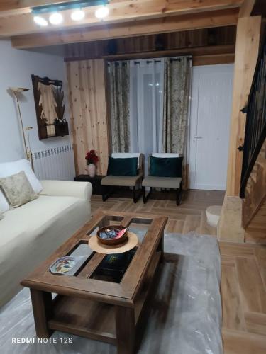Χώρος καθιστικού στο La Casa De Los NAVARONES