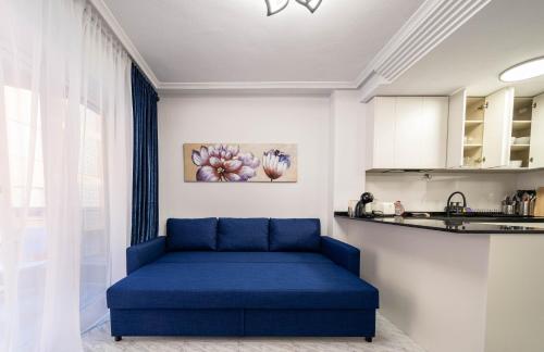 Calle Dinamarca 3 , Beautiful one bedroom appartment, recently renovated, 1 min from Los Locos beach