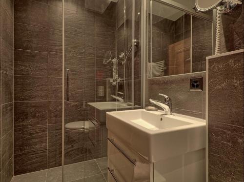 Verbier city centre, chalet Valmont photo 3