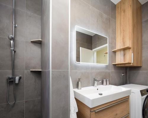 Phòng tắm tại Dada Luxury Apartment A2