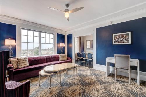 Inn at the Park Image
