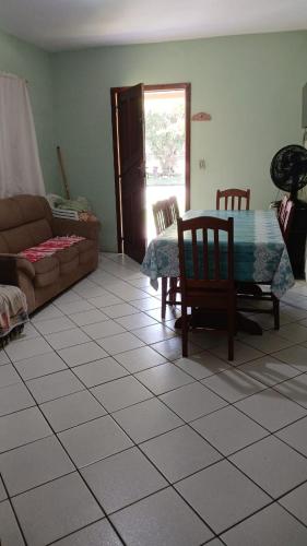 Coin salon dans l'établissement Garopaba - casa - Marcelo Américo