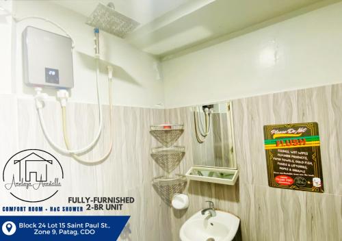 Koupelna v ubytování Amplayo Apartelle 2-BR Unit