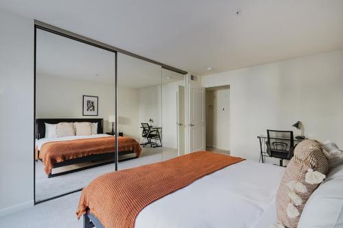 Ένα ή περισσότερα κρεβάτια σε δωμάτιο στο Blueground Sunnyvale 1bd apartment SFO-1774