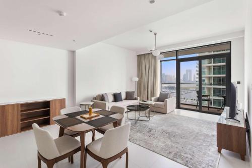 Silkhaus Vacation Homes Beach Lovers 1BDR with Marina View