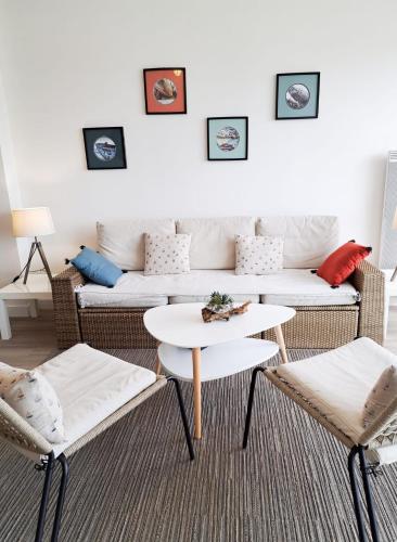 サン・ジョルジュ・ド・ディドンヌにあるL'Océanic - APPARTEMENT VUE MER, 50m DE LA PLAGE, RÉSIDENCE, TERRAIN DE TENNIS, WIFIのギャラリーの写真