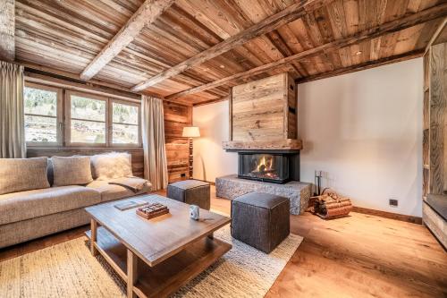 Chalet Savanna, Les Gets - by EMERALD STAY photo 2