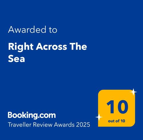 Right Across The Seaに飾ってある許可証、賞状、看板またはその他の書類