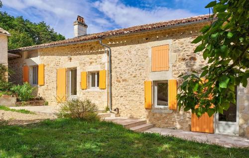 2 Bedroom Gorgeous Home In Grassac