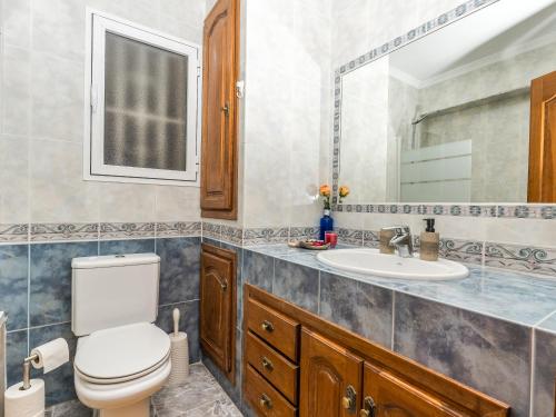 A bathroom at Apartamento Mágico Javea Arenal