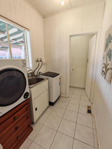 Φωτογραφία από το άλμπουμ του Northern Home-Close to Airport, Walk to Train στη Μελβούρνη