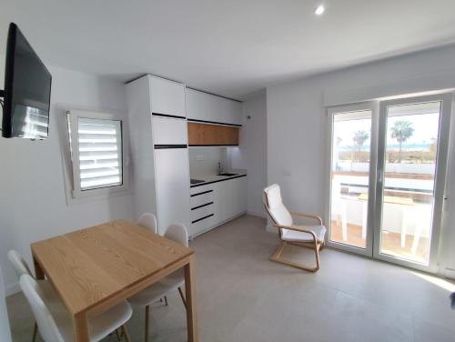 Dapur atau dapur kecil di Apartamento Conil Playa