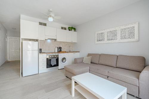 Lovely 1 Bed Apartment In Costa Adeje K101