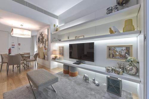Downtown Prime by Homing