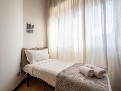 GuestHost - Naviglio Pavese Comfortable Apt with Balcony!