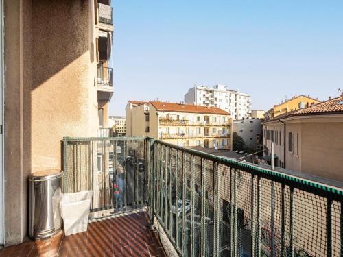 GuestHost - Naviglio Pavese Comfortable Apt with Balcony!