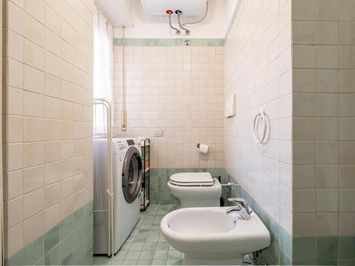 GuestHost - Naviglio Pavese Comfortable Apt with Balcony!