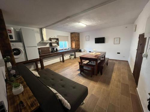 Η κουζίνα ή μικρή κουζίνα στο El Lagar de Enzo