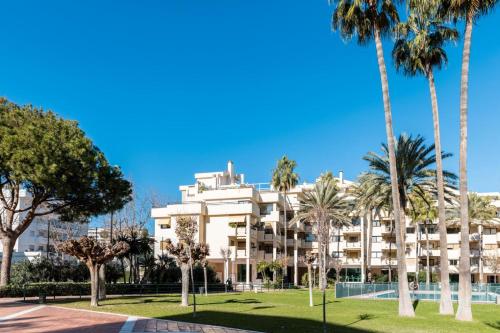 Primera Linea del Mar - Acceso Directo Playa Carihuela -By Budha Apartments