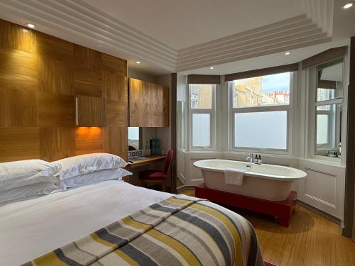 Drakes Hotel photo 59