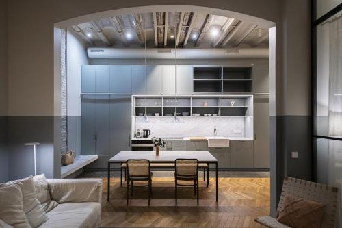 Bell Lloc Girona high-end design apartment