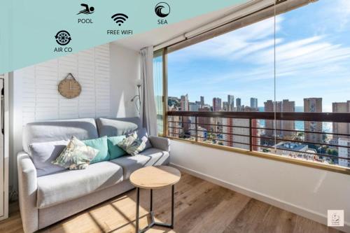 Mael Studio avec piscine et jolie vue mer