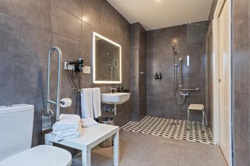 Hotel Acta Madfor photo 11
