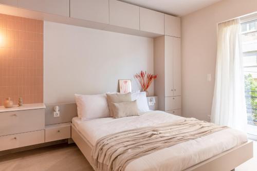Culture Retreat Apartments near Archaeological Museum by Upstreet
