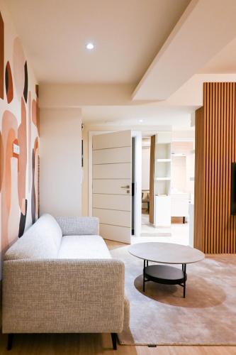 Refined Kolonaki Stay ,Private Patio & Stylish Comfort