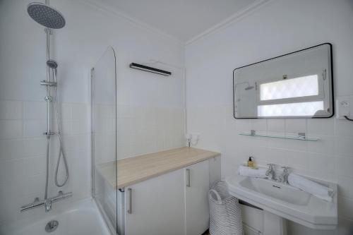 Upstays Croisette Terrace 48m Apartment