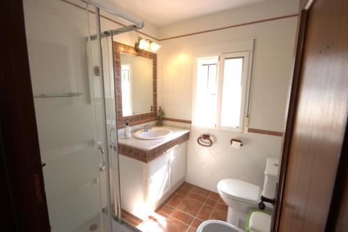 Ένα μπάνιο στο Livingtarifa Villa Concha