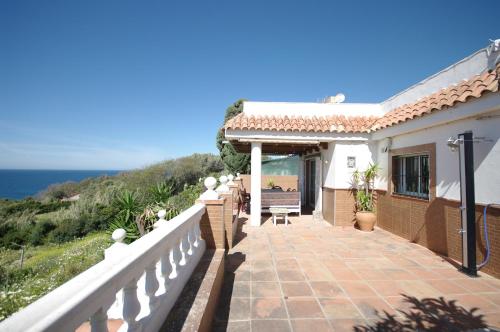 Livingtarifa Villa Concha