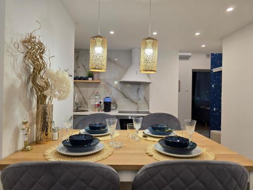 Carina Family Apartment downtown near M3 metro