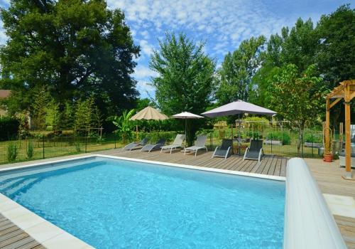 Moulin Du Martinet - historic mill with private pool and within walking distance to nearest village