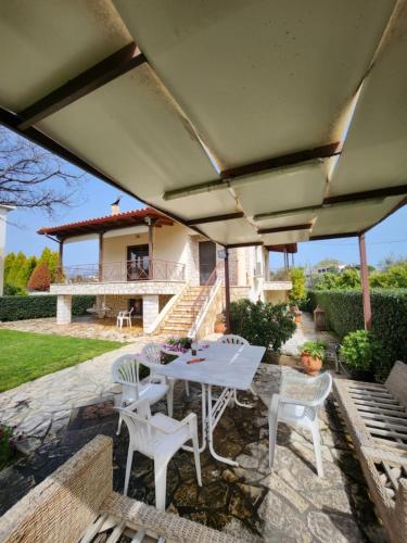 Zahrada ubytování LoGGOS VILLA