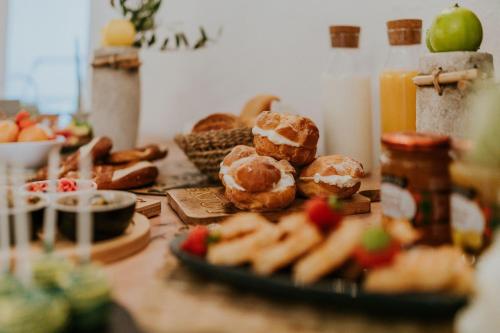 Jídlo v hotelu nebo okolí