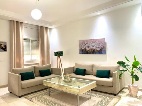Gallery image of Cosy S2 Apartment Near LaMrsa Beach in El Haouach