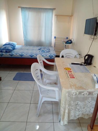Televisyen dan/atau pusat hiburan di Appartement Karmel