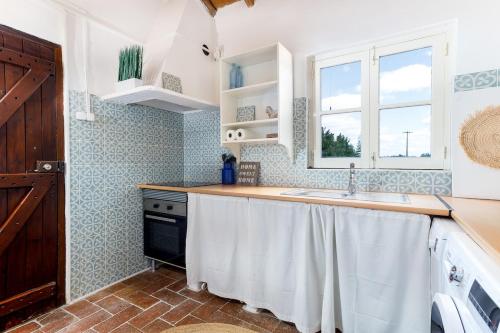 Dapur atau dapur kecil di Charming house in the countryside