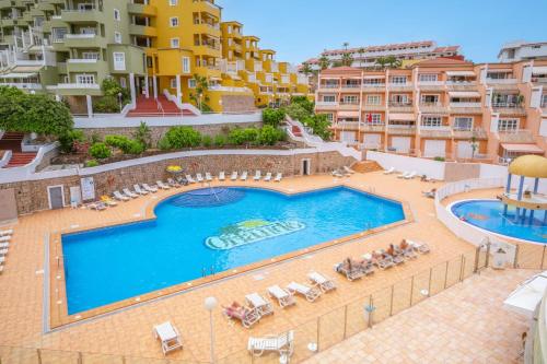 Orlando Complex By The Pool