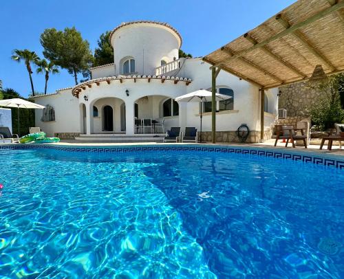 3 Bedroom villa, walking distance to Moraira