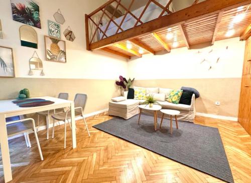 Almássy Residence-Modern Studio 1074 Budapest, Almássy tér kép - 1