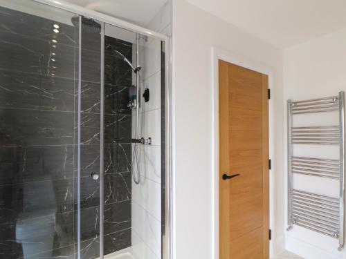 Bilik mandi di 4 Rockcliffe Grange