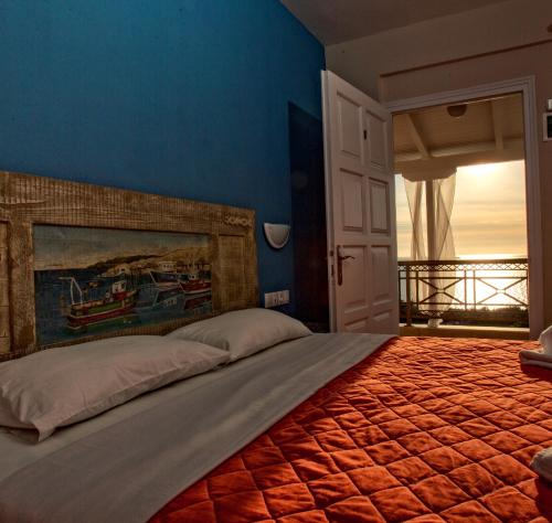 Ein Bett oder Betten in einem Zimmer der Unterkunft Sunshine Resort