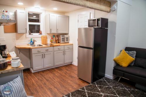 Dapur atau dapur kecil di The Lazy Lynx - Frontier Village