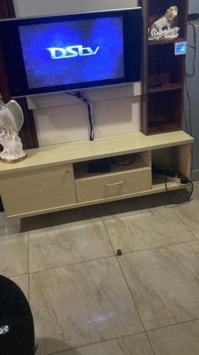 Service apartment