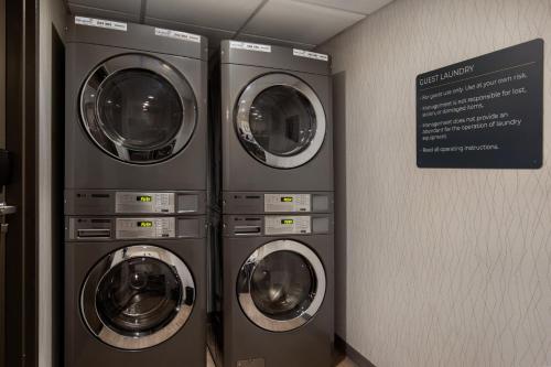 Imagen de la galería de Holiday Inn Hotel & Suites St.Catharines-Niagara by IHG, en St. Catharines