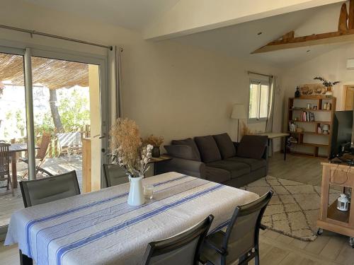 Jolie maison familiale au cœur des vignes